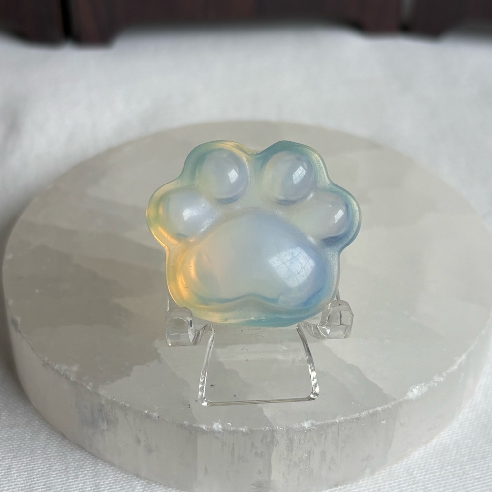 Opalite crystal paw carving